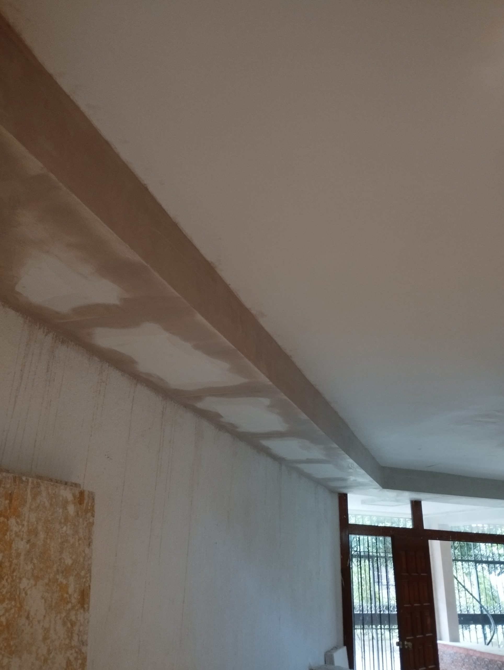 Techo continuo sin sombras